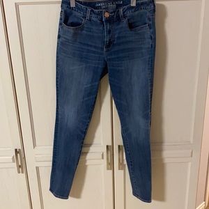 American Eagle 360 super stretch jeans in 10